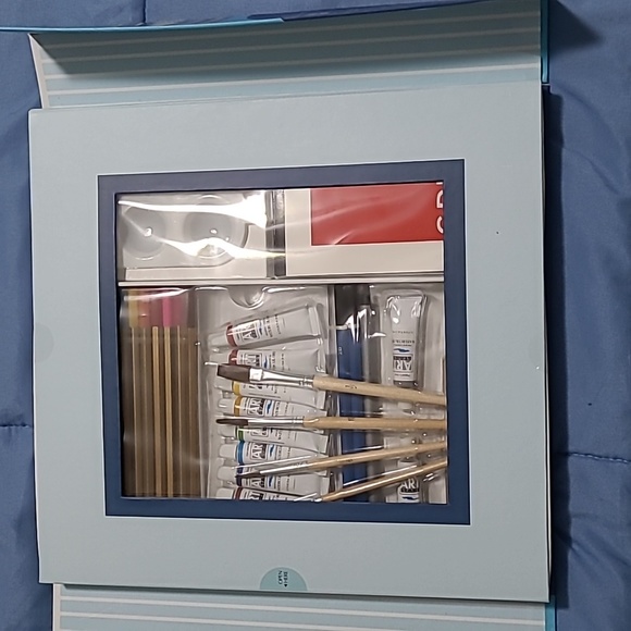 Watercolor : A Complete Kit for Art Enthusiasts - Picture 4 of 4